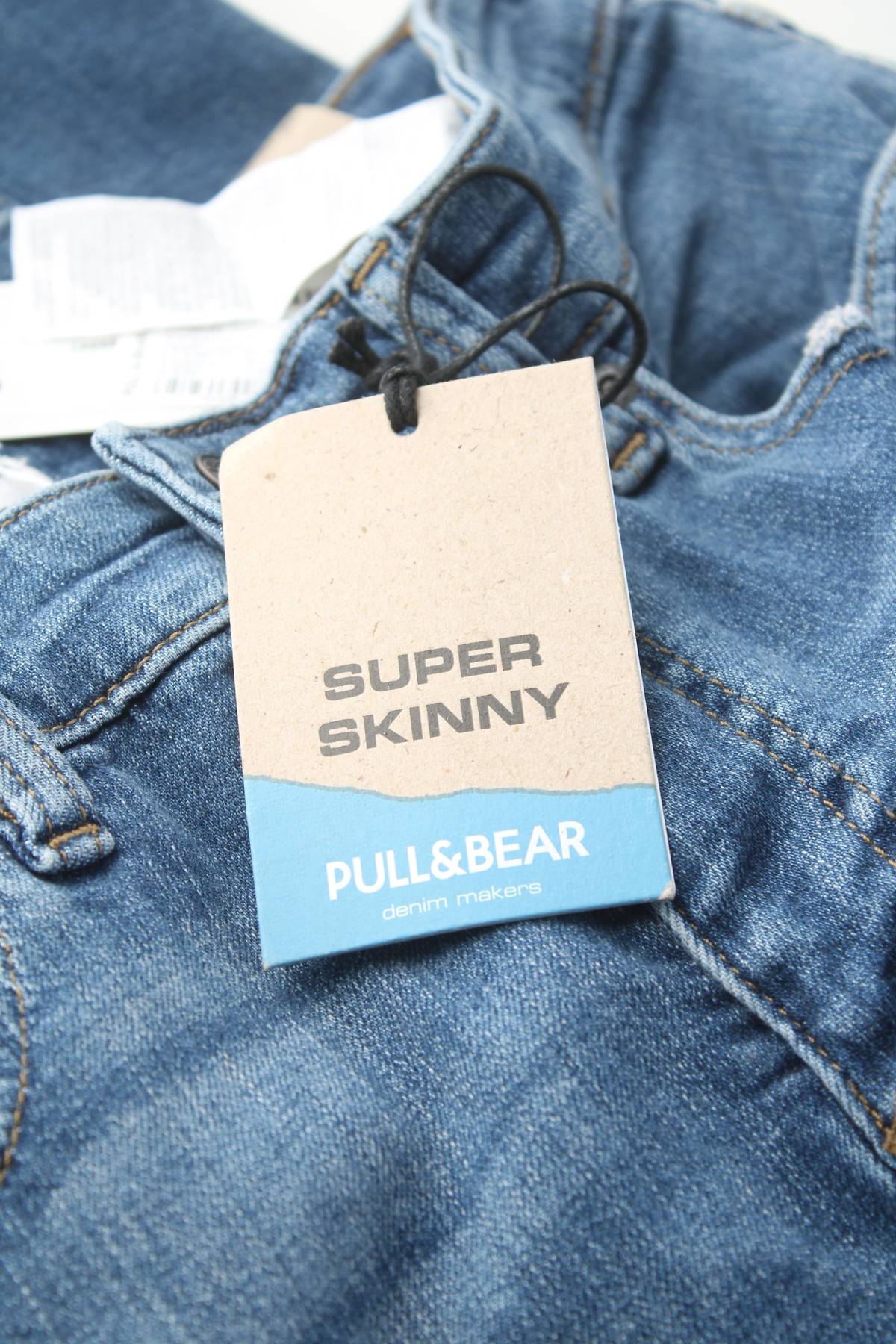 Γυναικεία τζιν Pull & Bear3