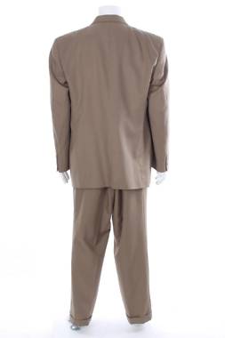 Мъжки костюм Geoffrey Beene2 - Contour.bg Мъжки костюм Geoffrey Beene2