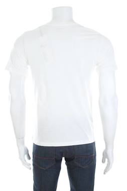 Мъжка тениска Jack & Jones2
