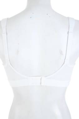 Спортен сутиен Triumph Triaction2 - Contour.bg Спортен сутиен Triumph Triaction2