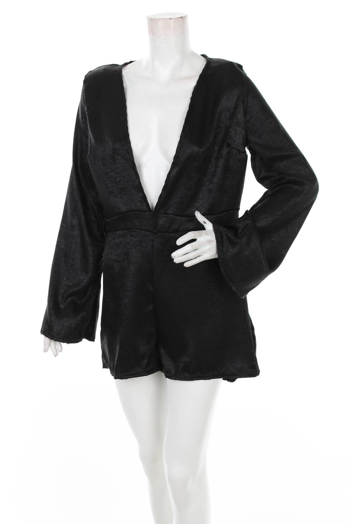 Дамски гащеризон Boohoo1 - Contour.bg Дамски гащеризон Boohoo1