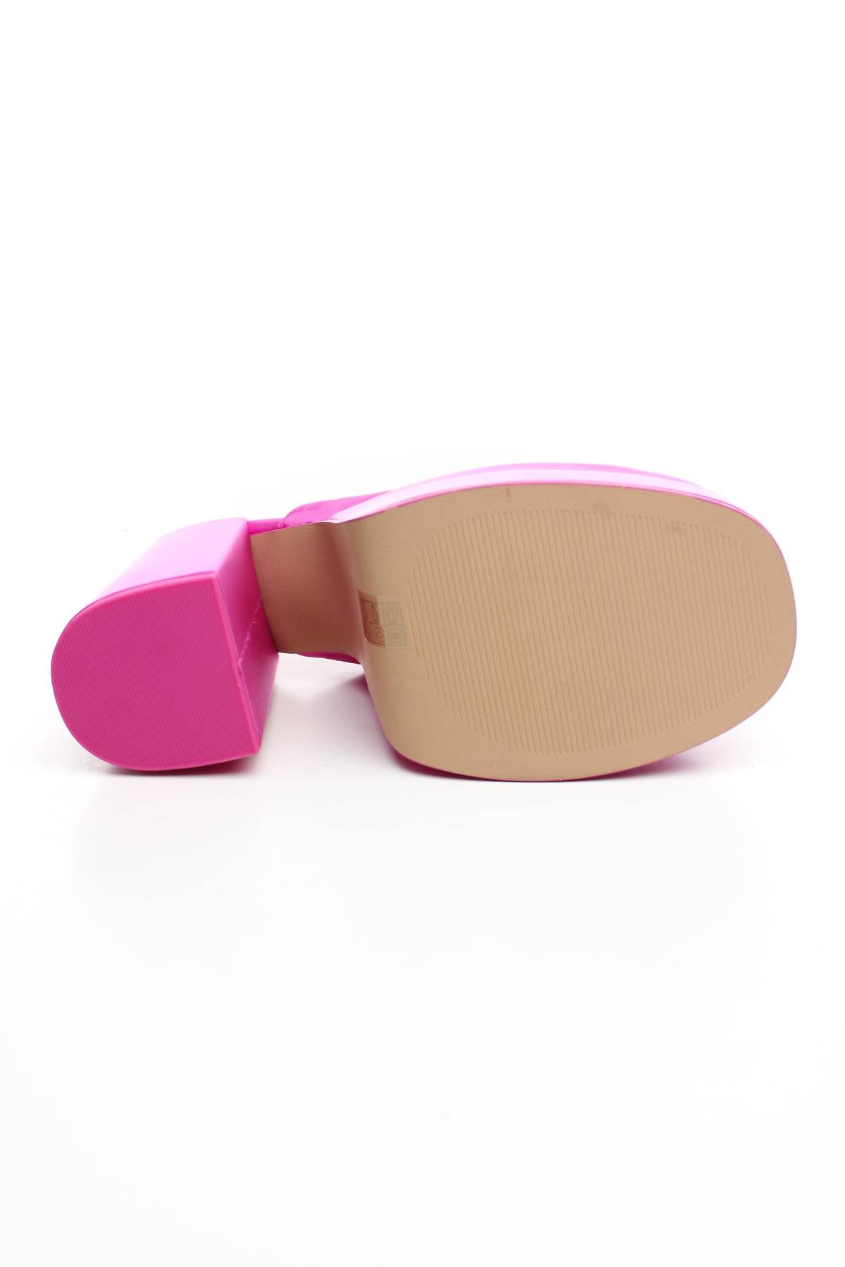 Πέδιλα Steve Madden4 - Contourshop.gr Πέδιλα Steve Madden4