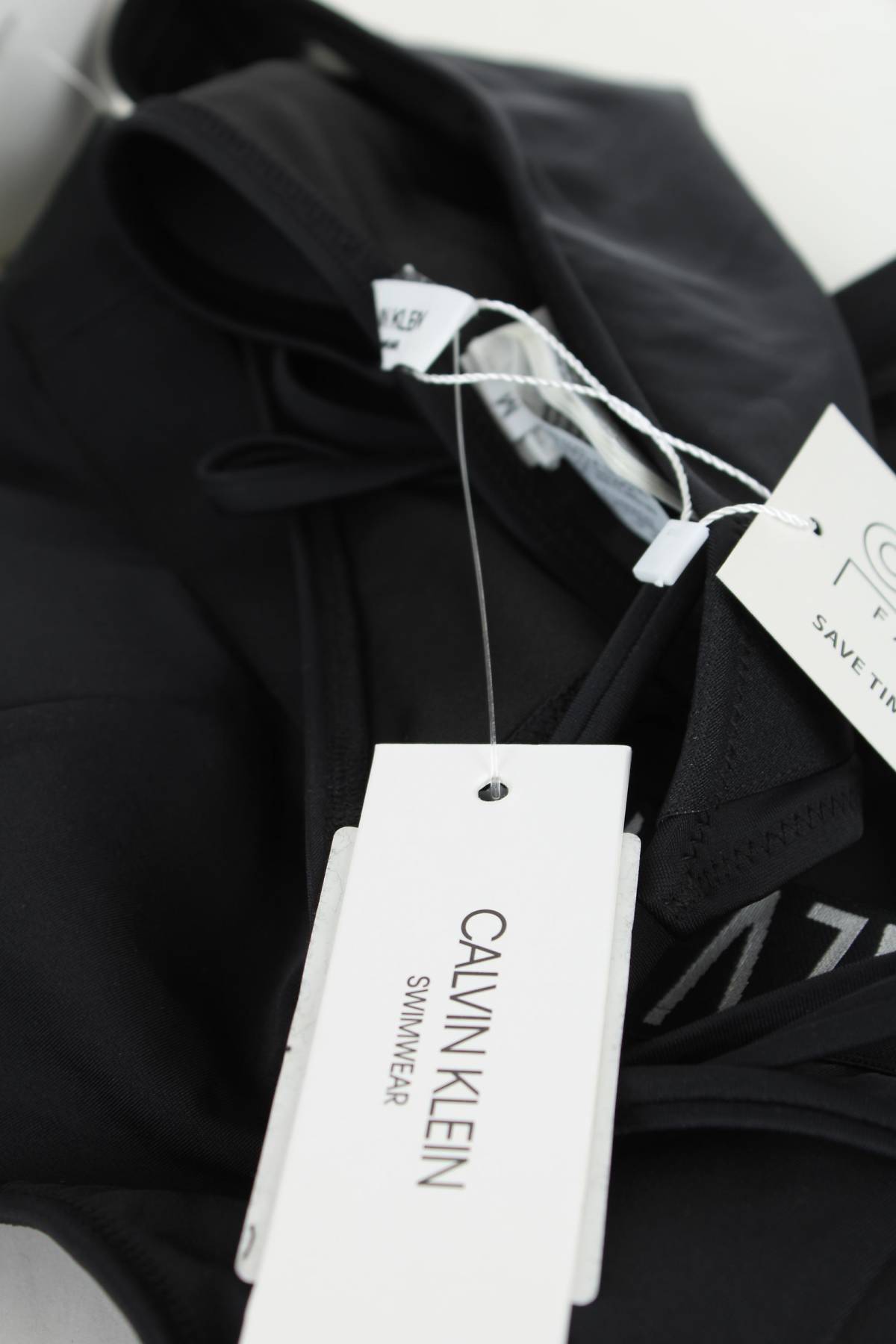 Бански костюм Calvin Klein3 - Contour.bg Бански костюм Calvin Klein3