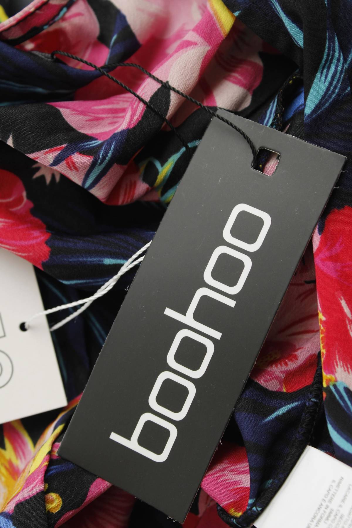Γυναικεία μπλούζα Boohoo3 - Contourshop.gr Γυναικεία μπλούζα Boohoo3