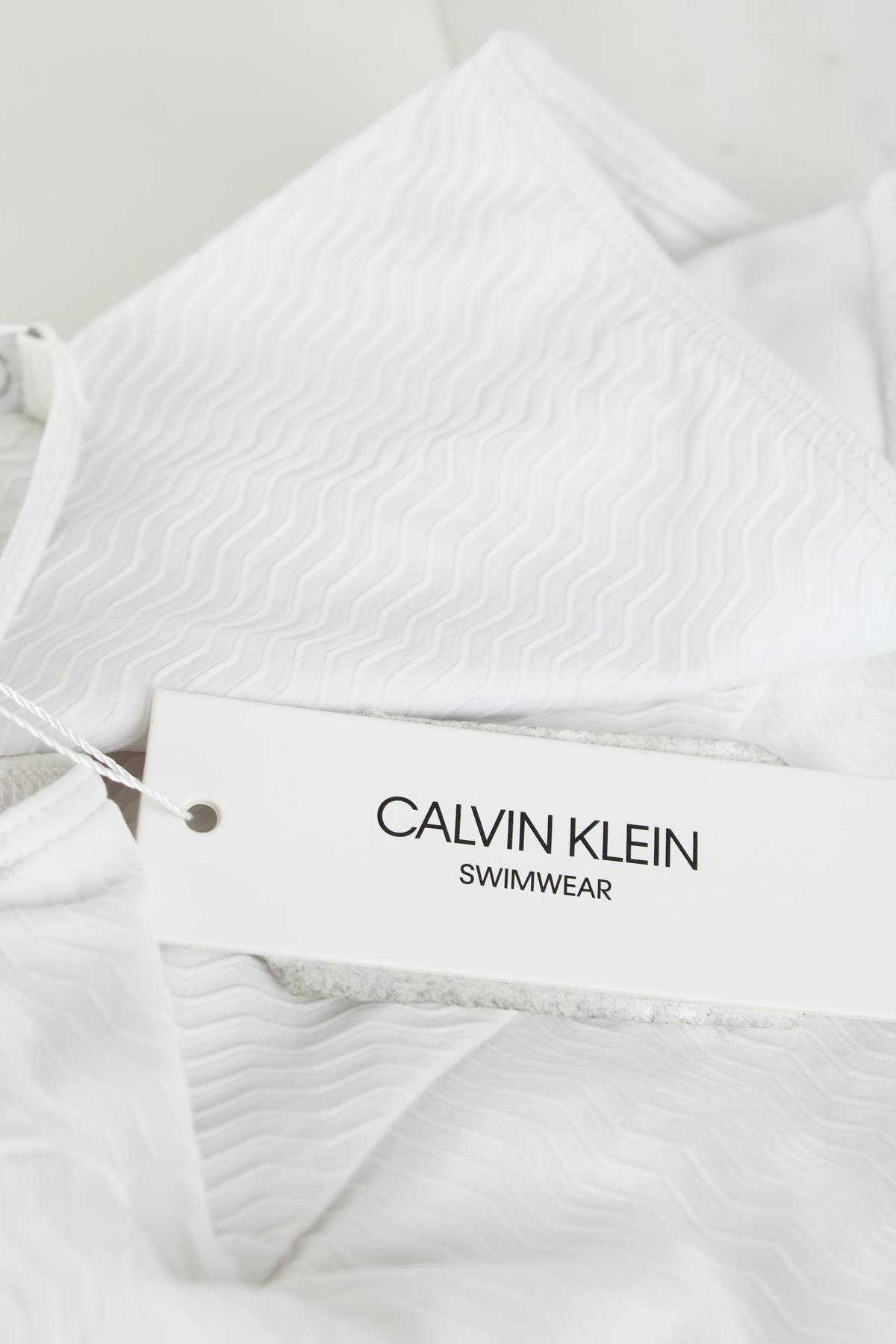 Цял бански Calvin Klein3 - Contour.bg Цял бански Calvin Klein3