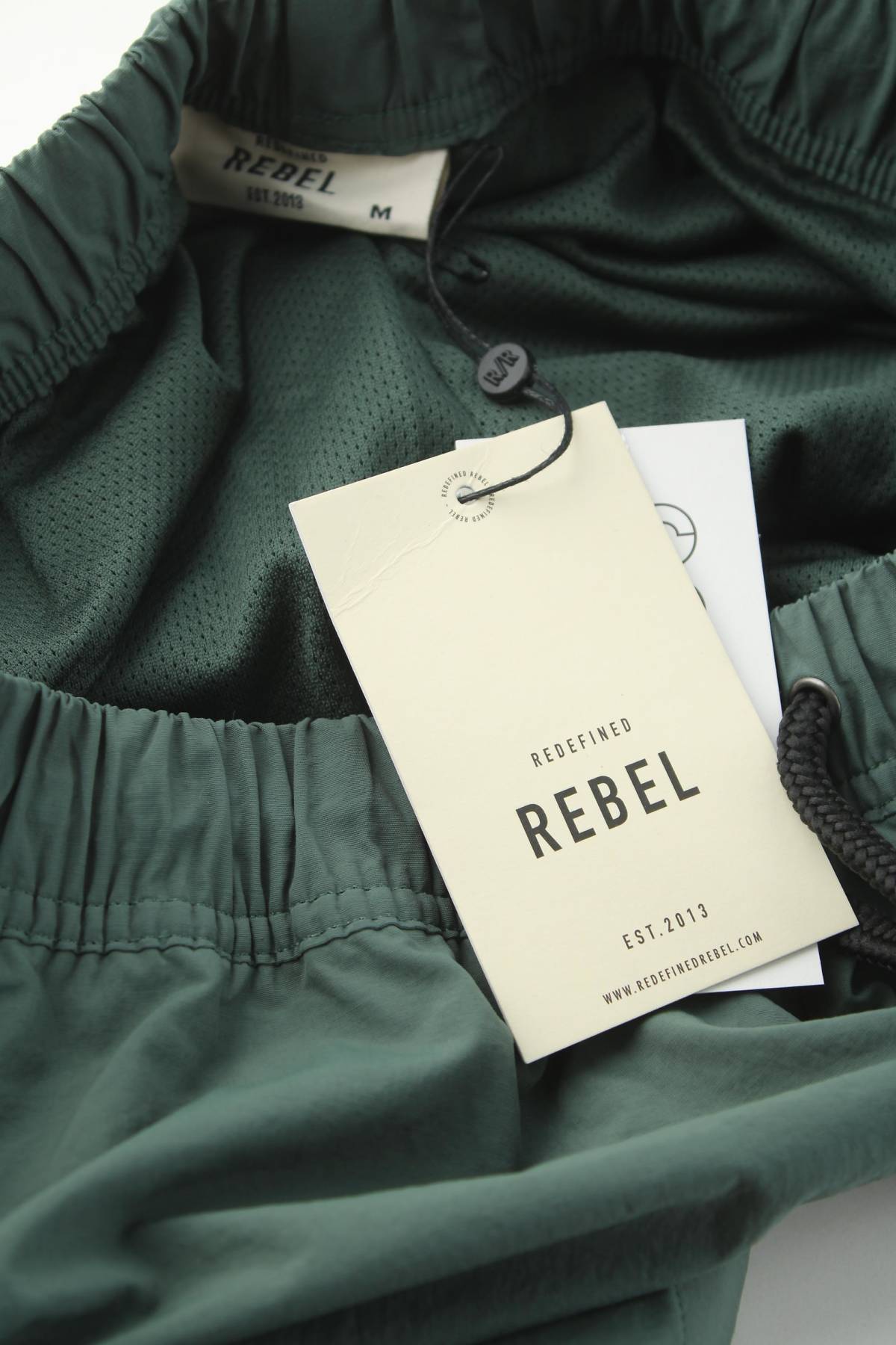 Мъжки къс панталон Redefined Rebel3 - Contour.bg Мъжки къс панталон Redefined Rebel3