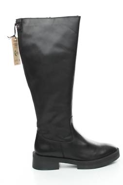 Γυναικείες μπότες Steve Madden1