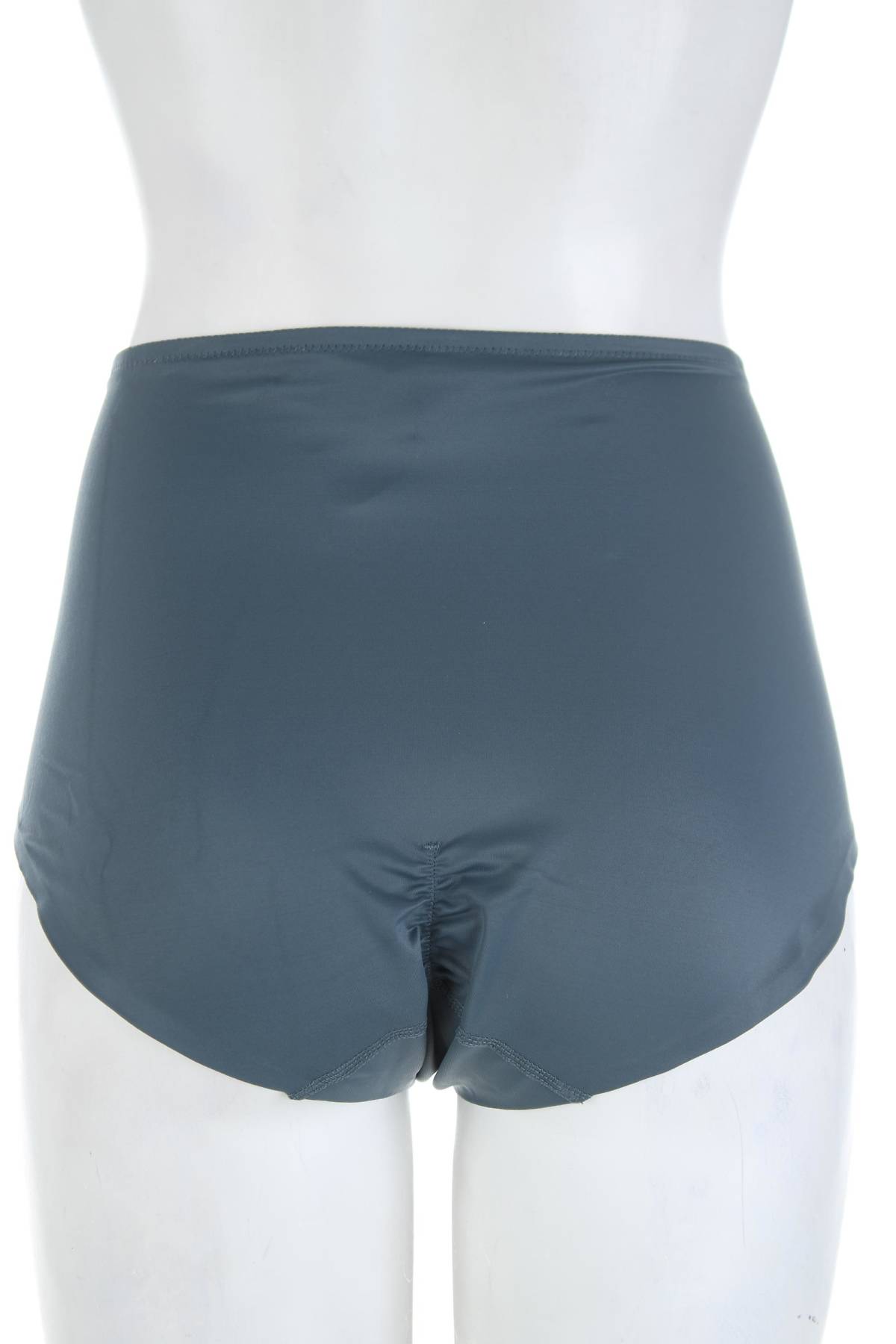 Стягащо бельо Triumph2