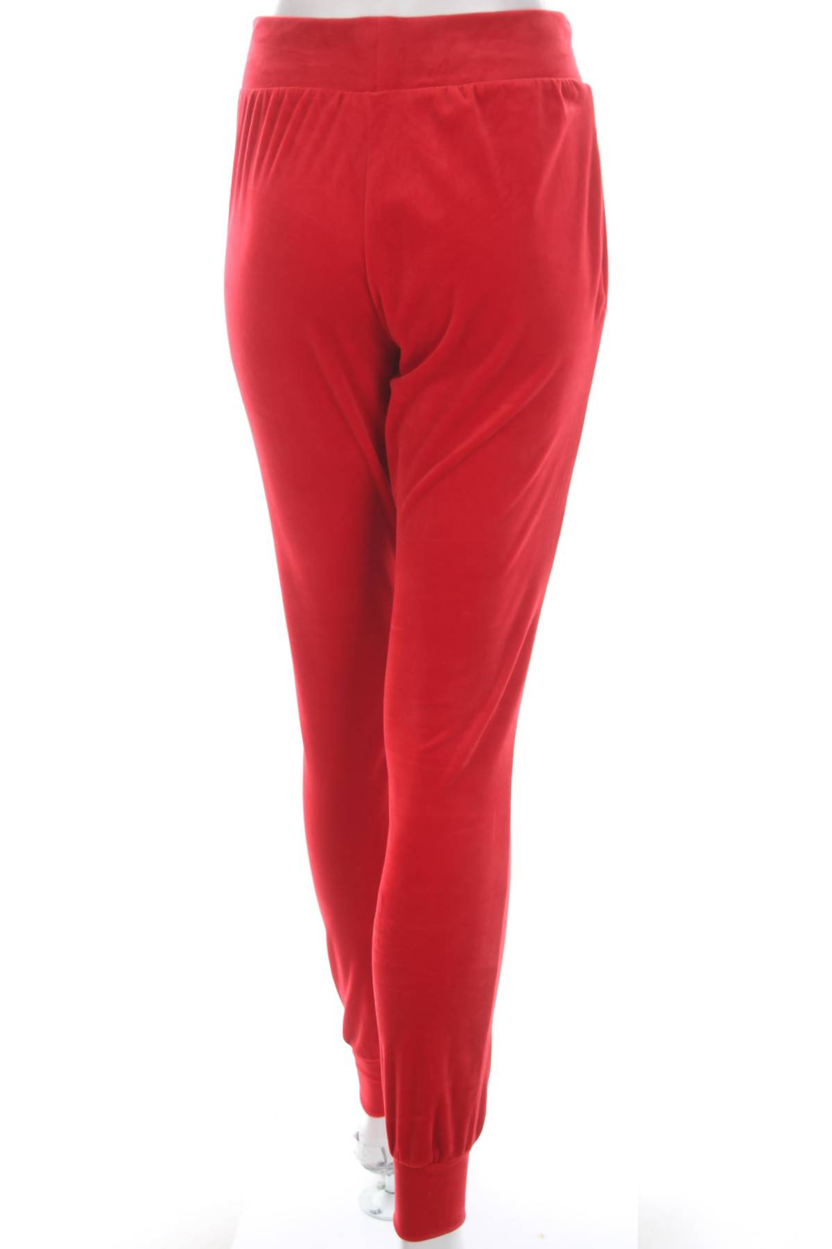 Домашно облекло Hunkemoller2