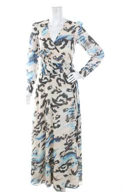 Φορέματα Guess1