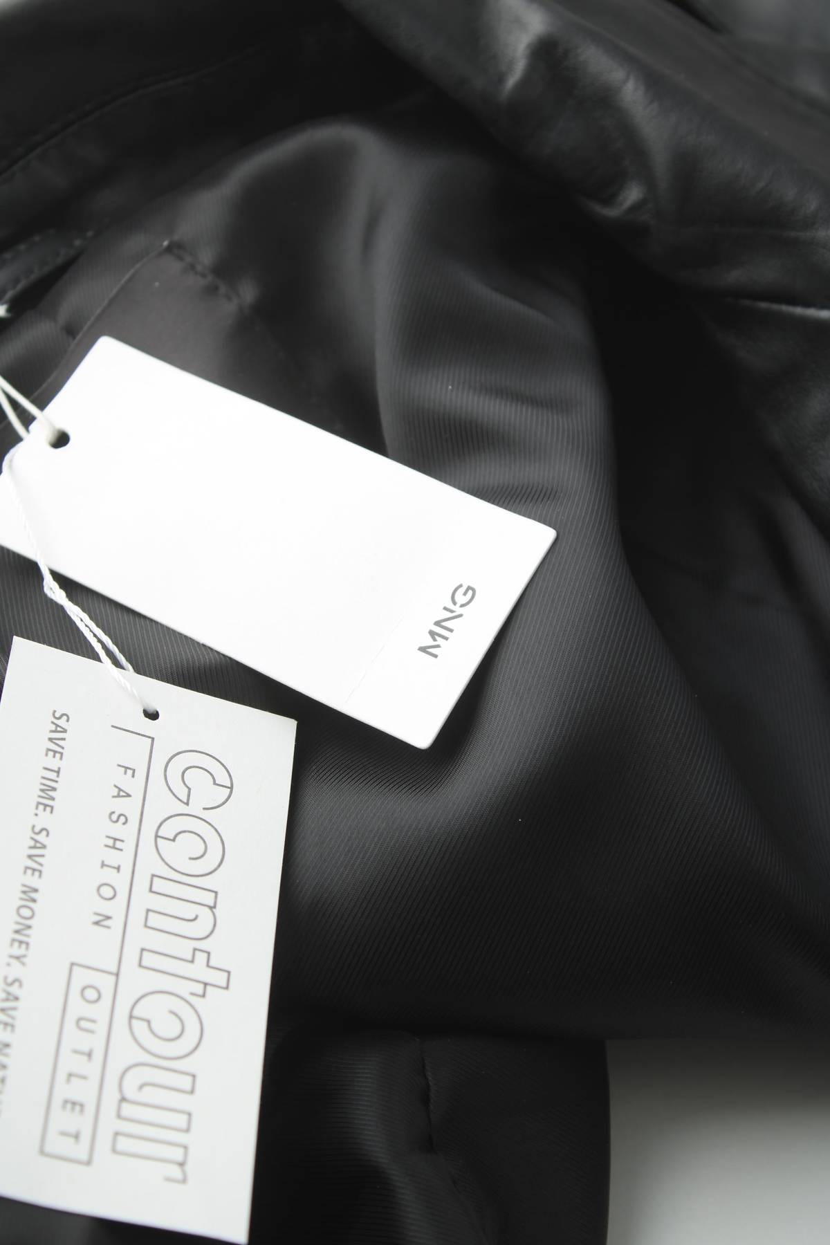 Γυναικείο δερμάτινο μπουφάν Mango4