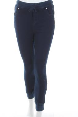 Γυναικείο παντελόνι Levi's1