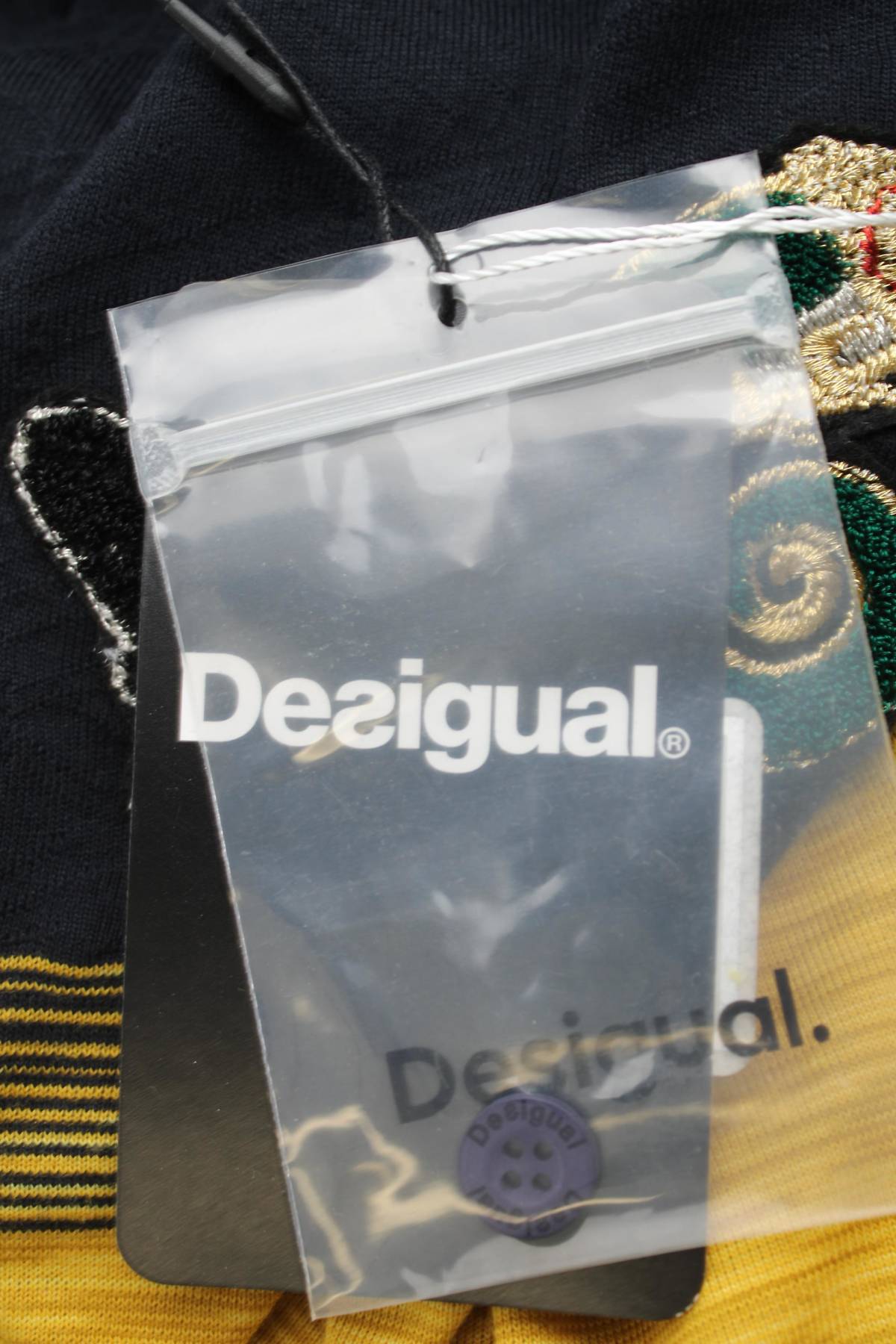 Мъжка тениска Desigual3 - Contour.bg Мъжка тениска Desigual3