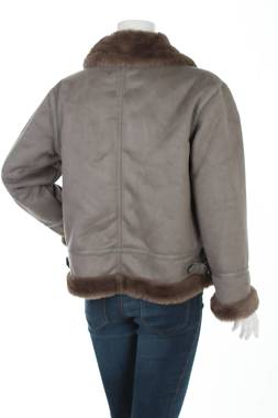 Дамско яке Calliope2