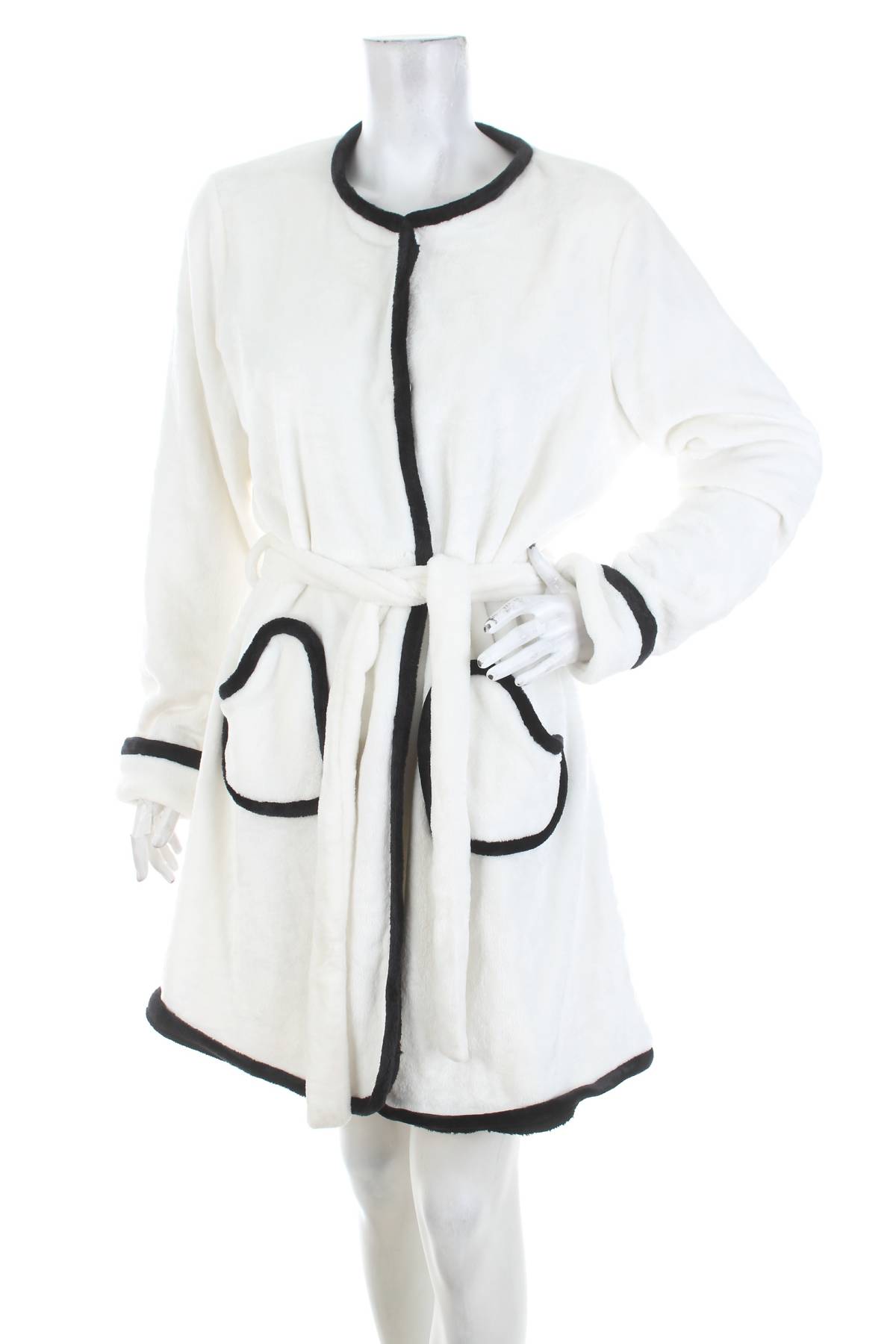 Γυναικείο μπουρνούζι Twinset1