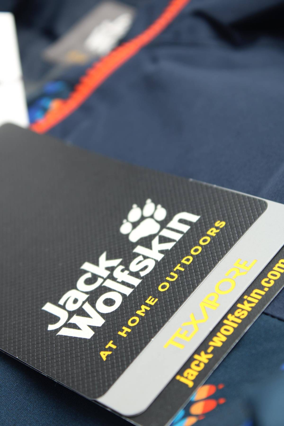 Детско яке Jack Wolfskin3 - Contour.bg Детско яке Jack Wolfskin3
