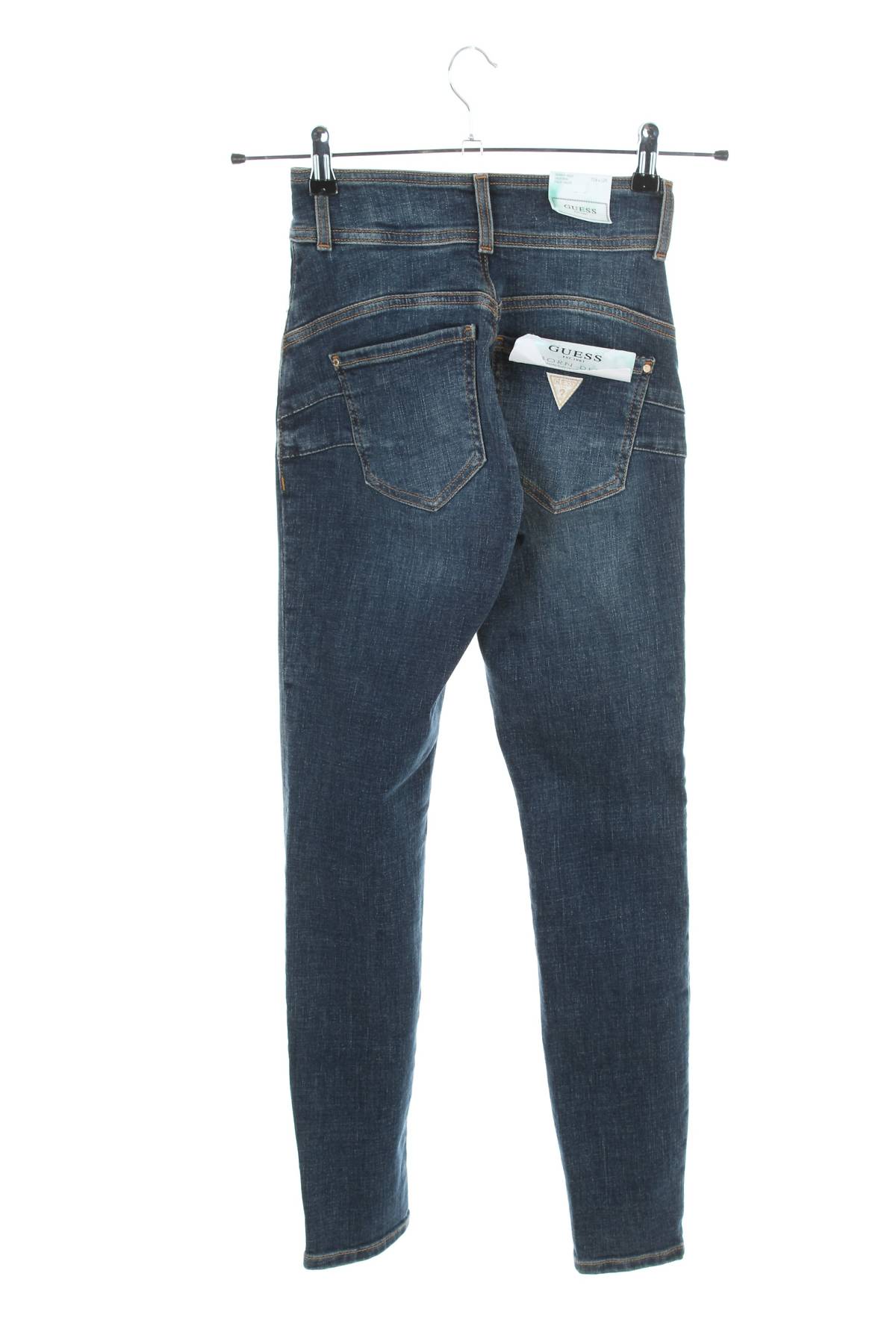 Γυναικεία τζιν Guess1