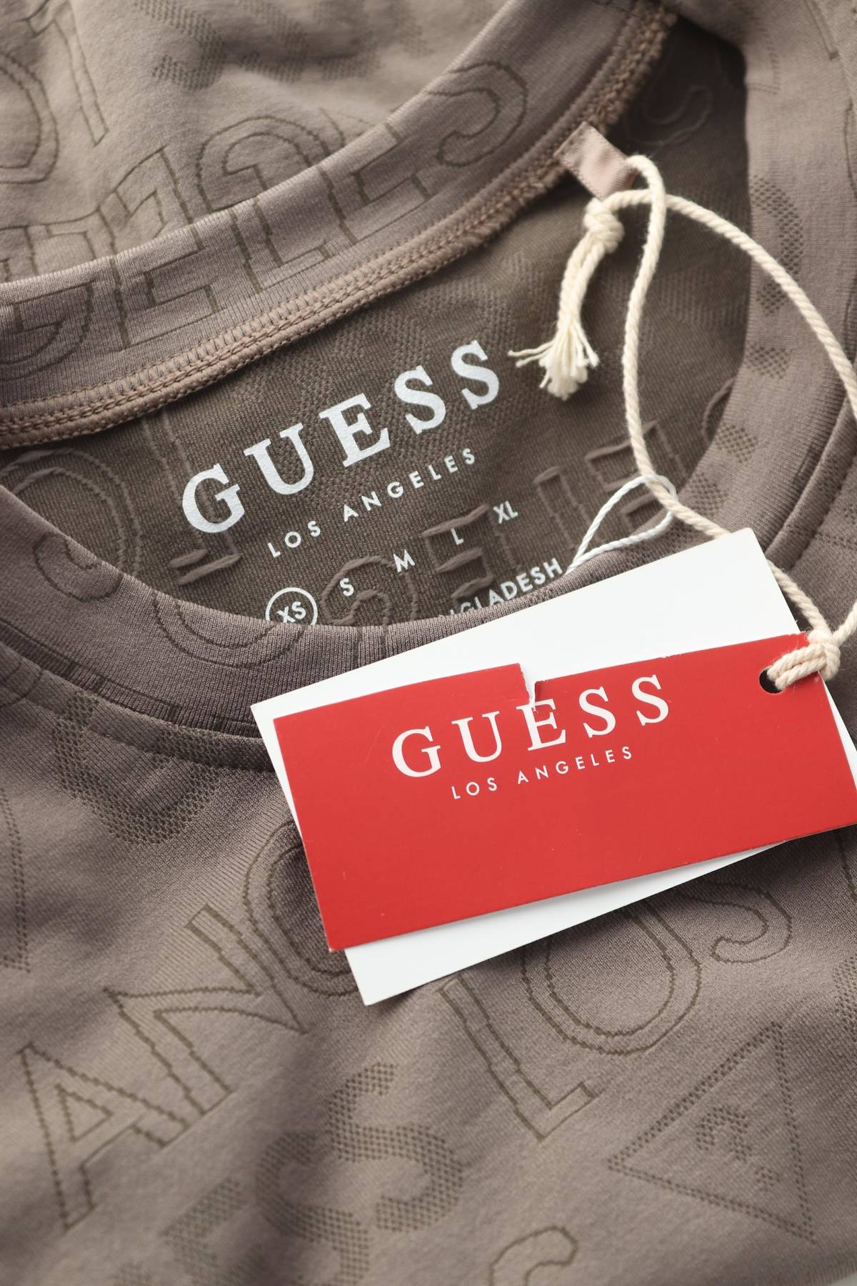 Γυναικεία μπλούζα Guess3