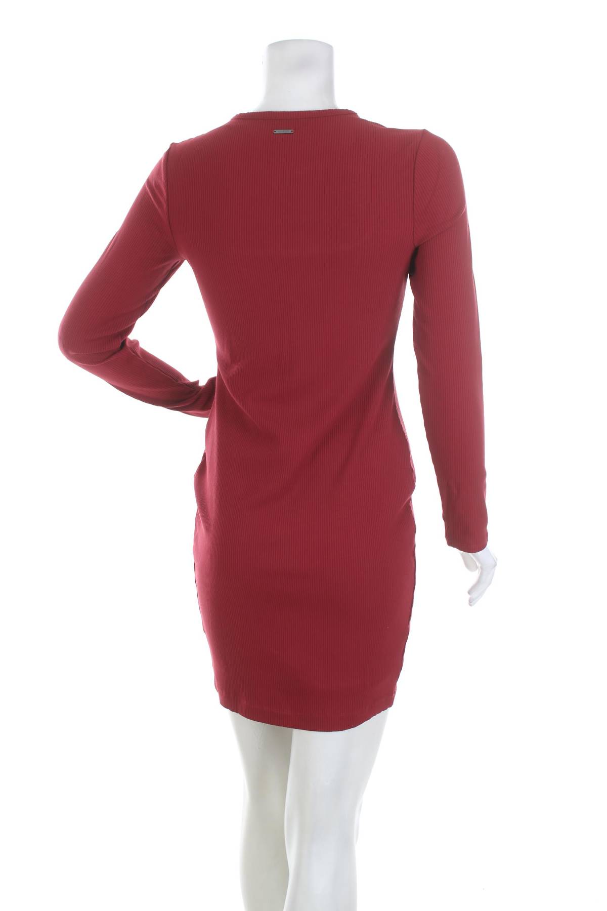 Φορέματα Guess2