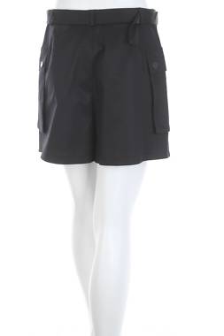 Дамски къс панталон Vero Moda2