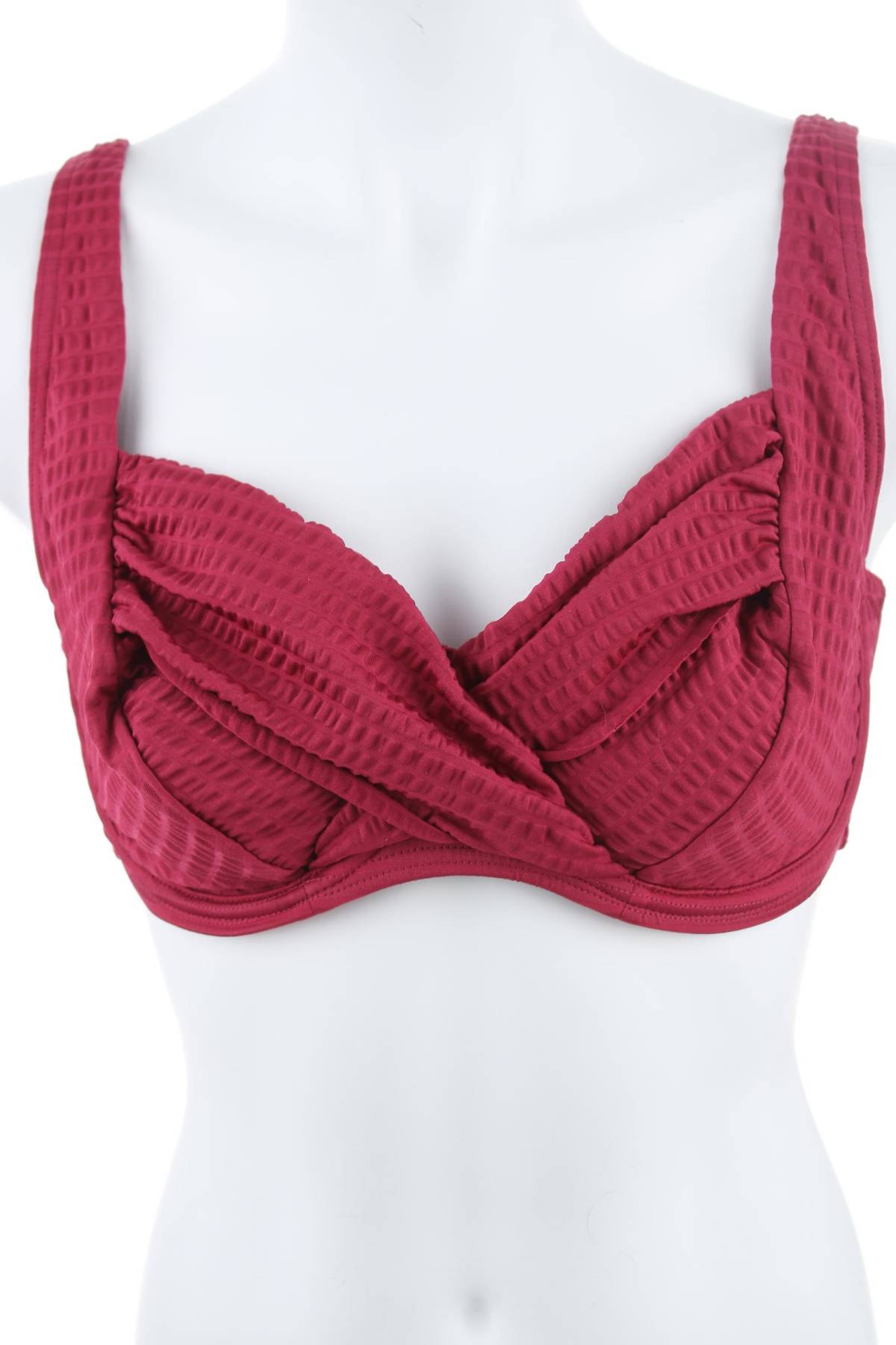 Бански горнище Triumph1 - Contour.bg Бански горнище Triumph1