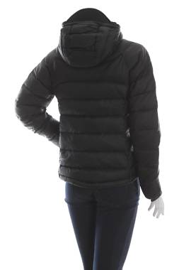 Дамско яке Jack Wolfskin2