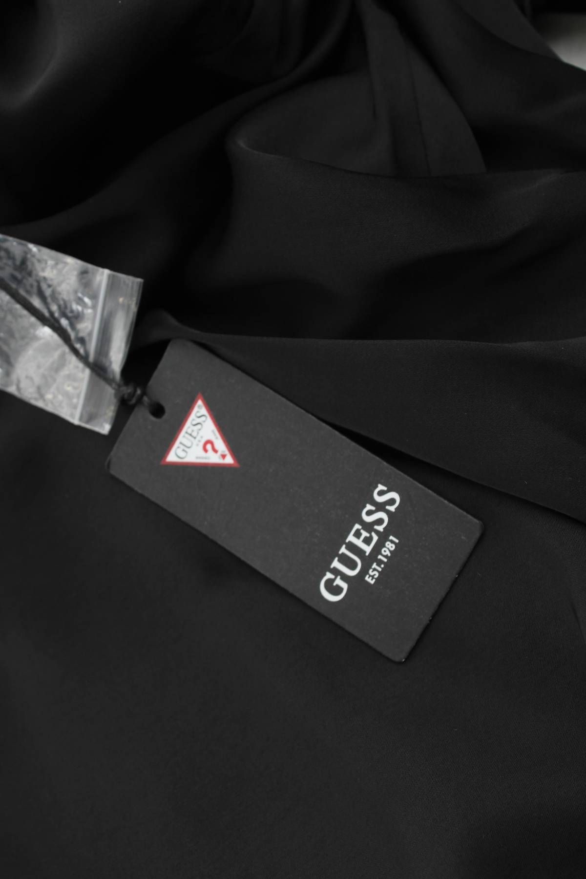 Рокля Guess3