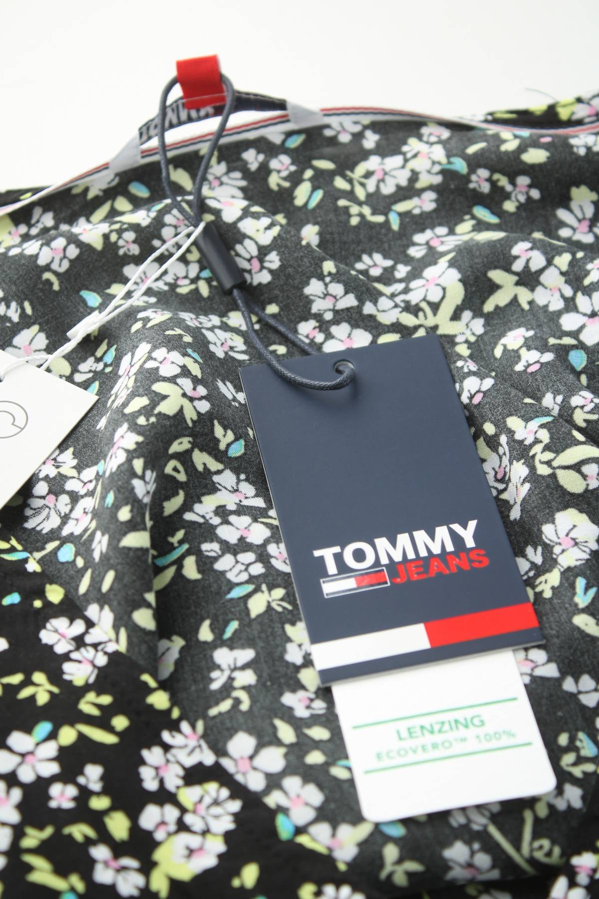 Дамска риза Tommy Jeans3