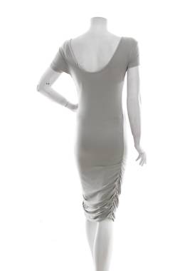 Рокля Clockhouse2