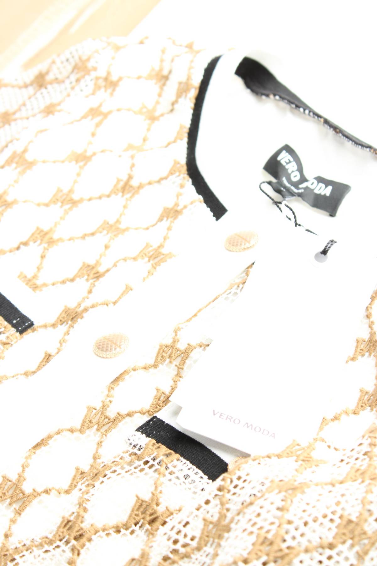 Дамска жилетка Vero Moda3