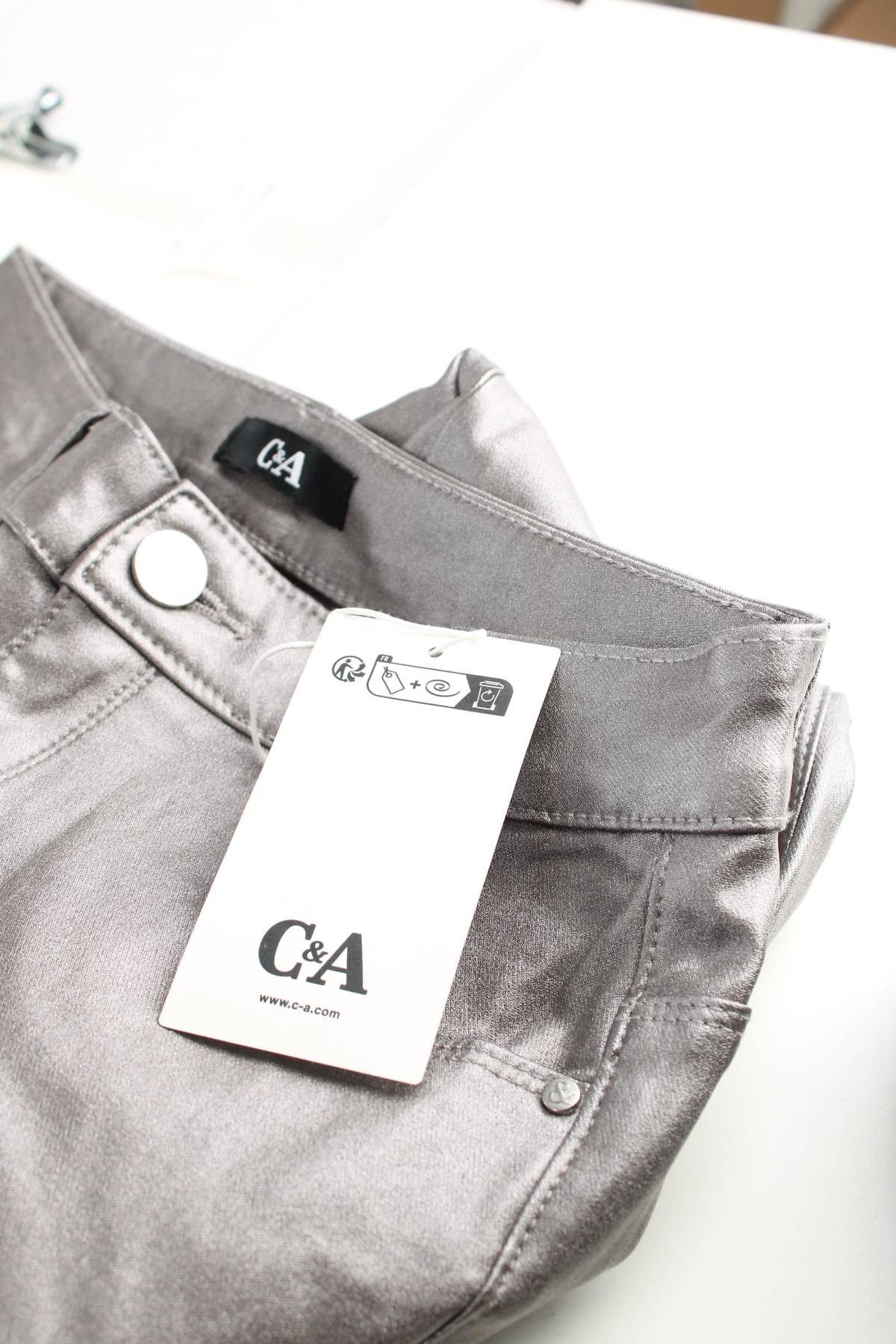 Γυναικείο παντελόνι C&A3