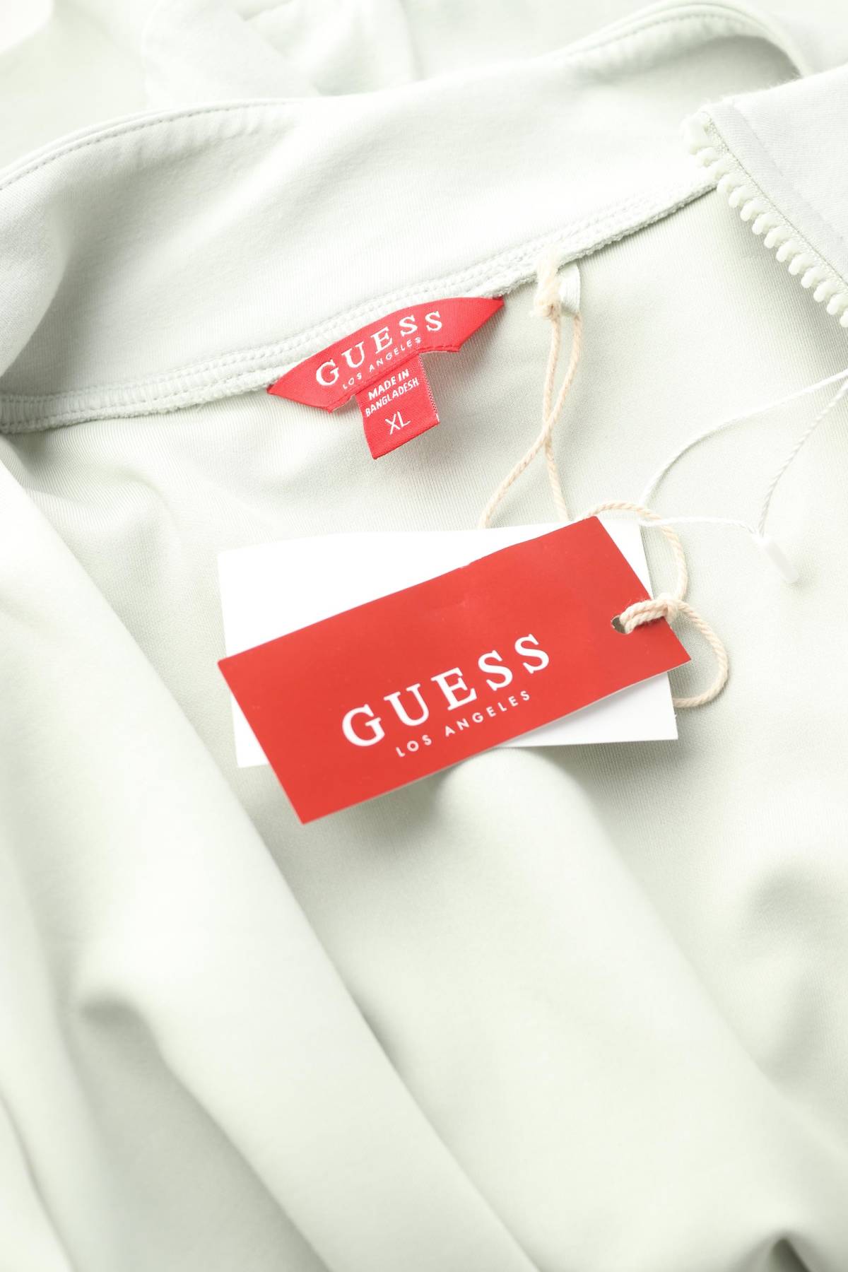 Дамско спортно горнище Guess3