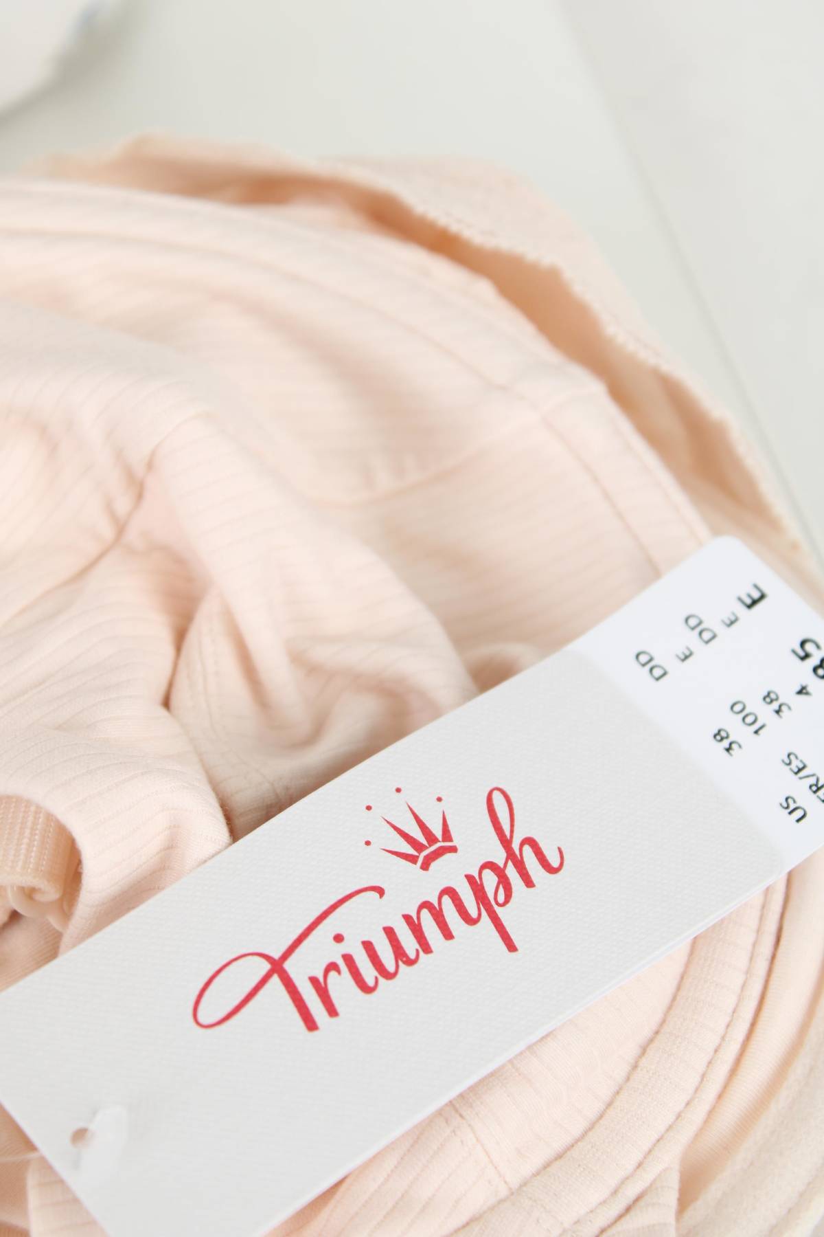 Σουτιέν Triumph3