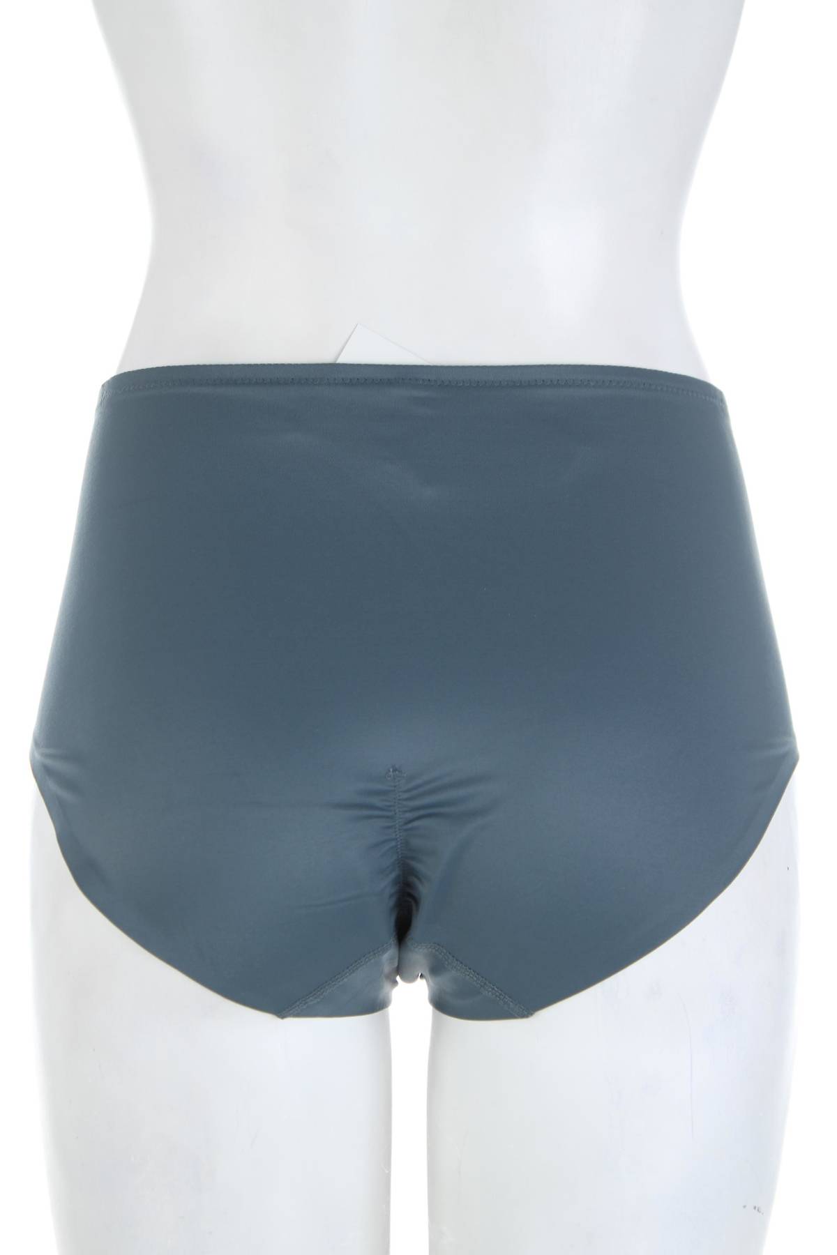 Стягащо бельо Triumph2