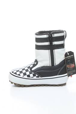 Детски ботуши Vans2
