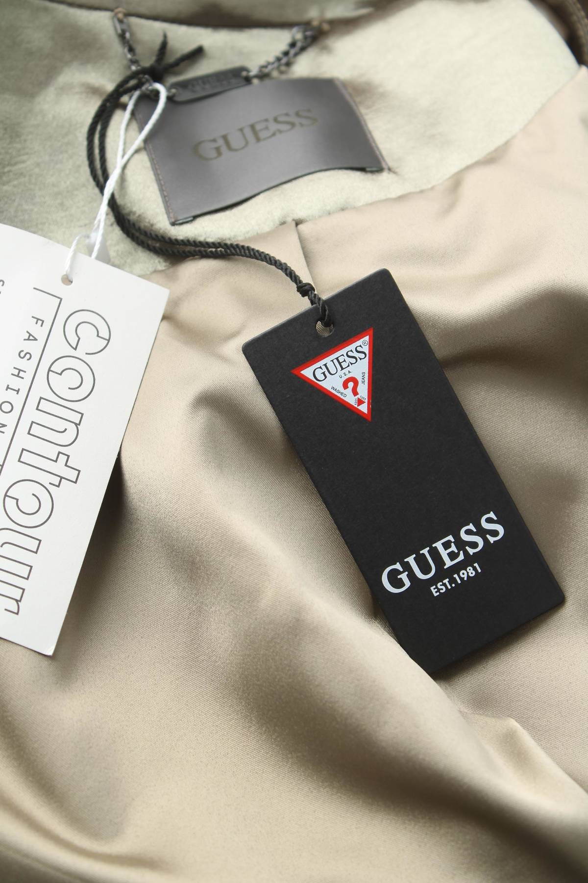Дамско сако Guess3 - Contour.bg Дамско сако Guess3