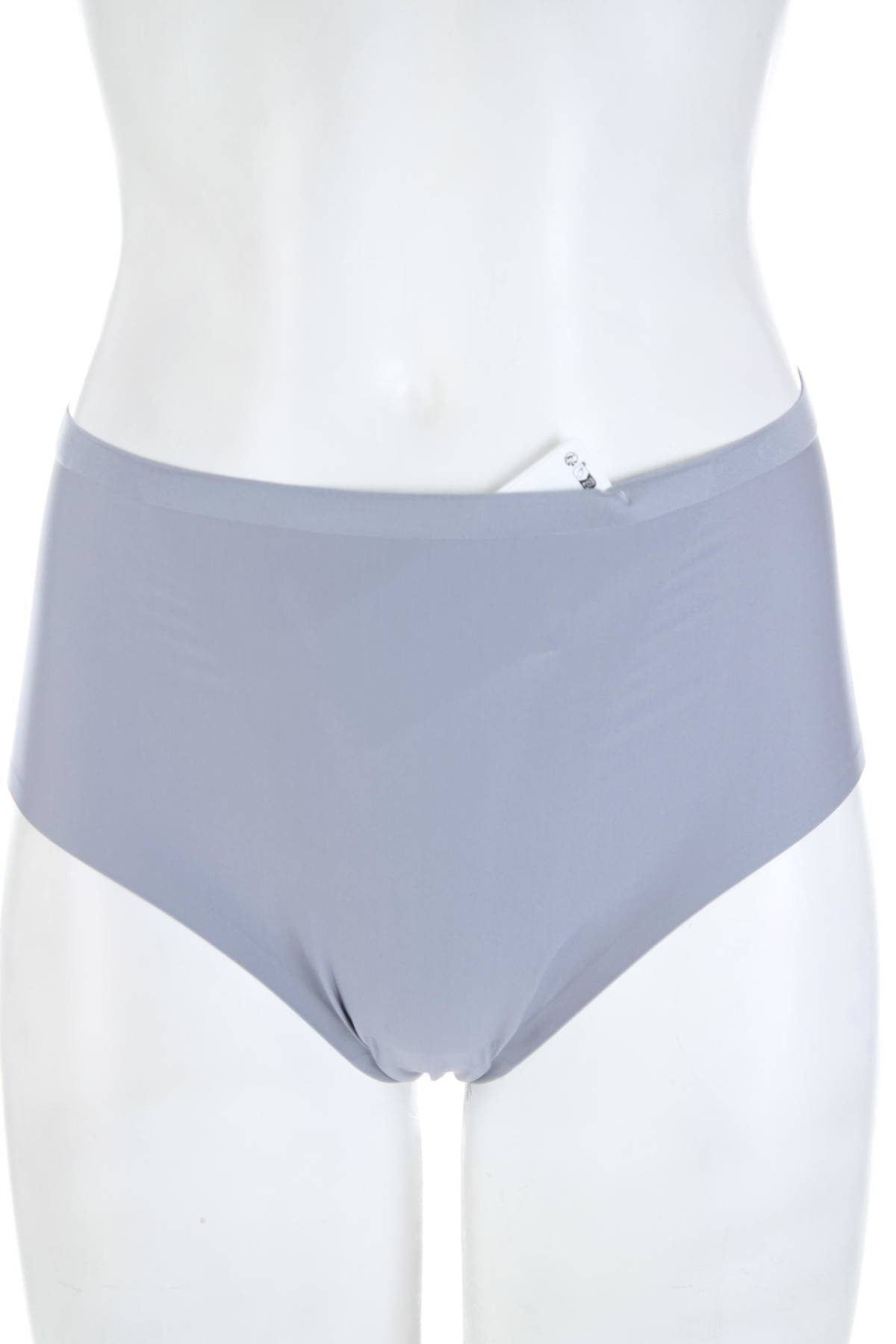 Оформящо бельо Triumph1