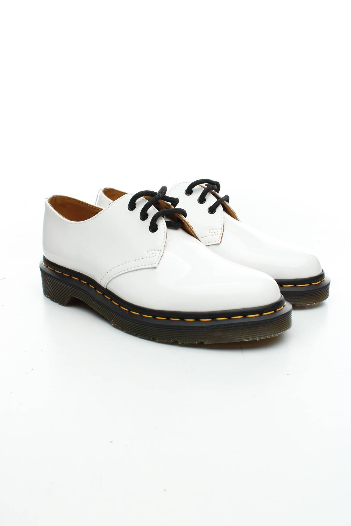 Γυναικεία παπούτσια Dr. Martens3