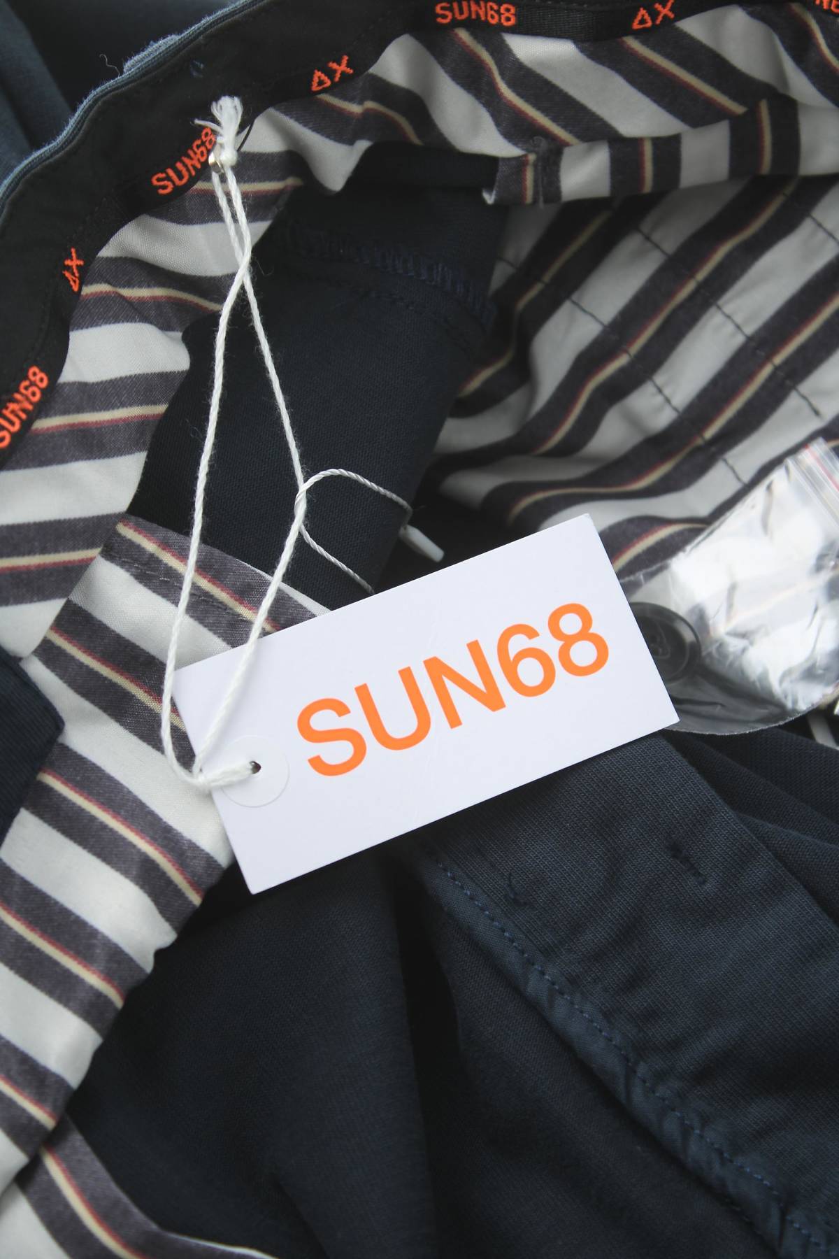 Мъжки къс панталон Sun 683