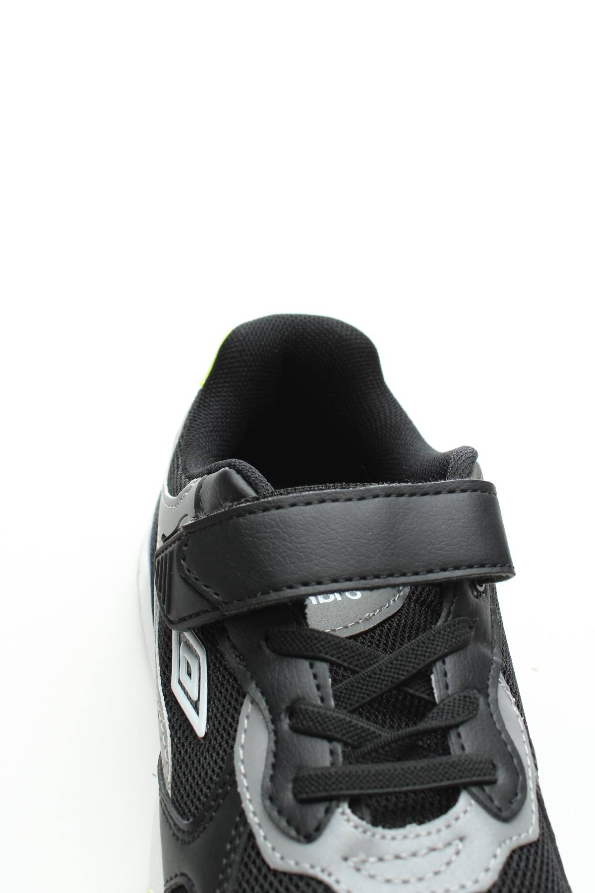 Детски маратонки Umbro5