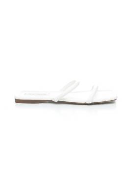 Πέδιλα Steve Madden1