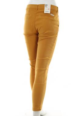 Дамски панталон Pepe Jeans2