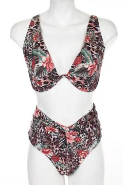 Бански костюм Hunkemoller1