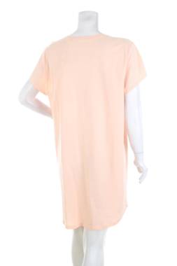 Дамска нощница Triumph2