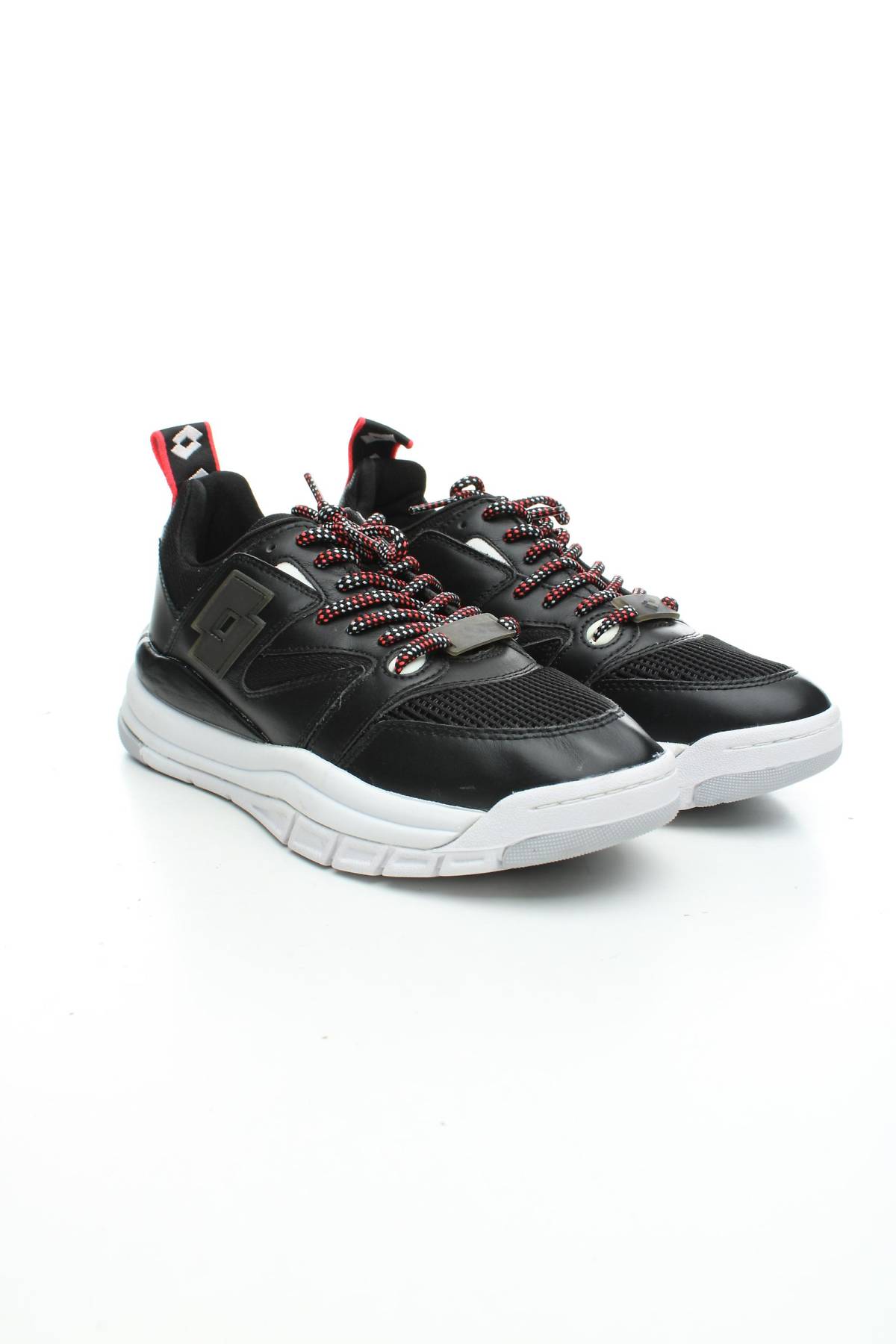 Маратонки Lotto3