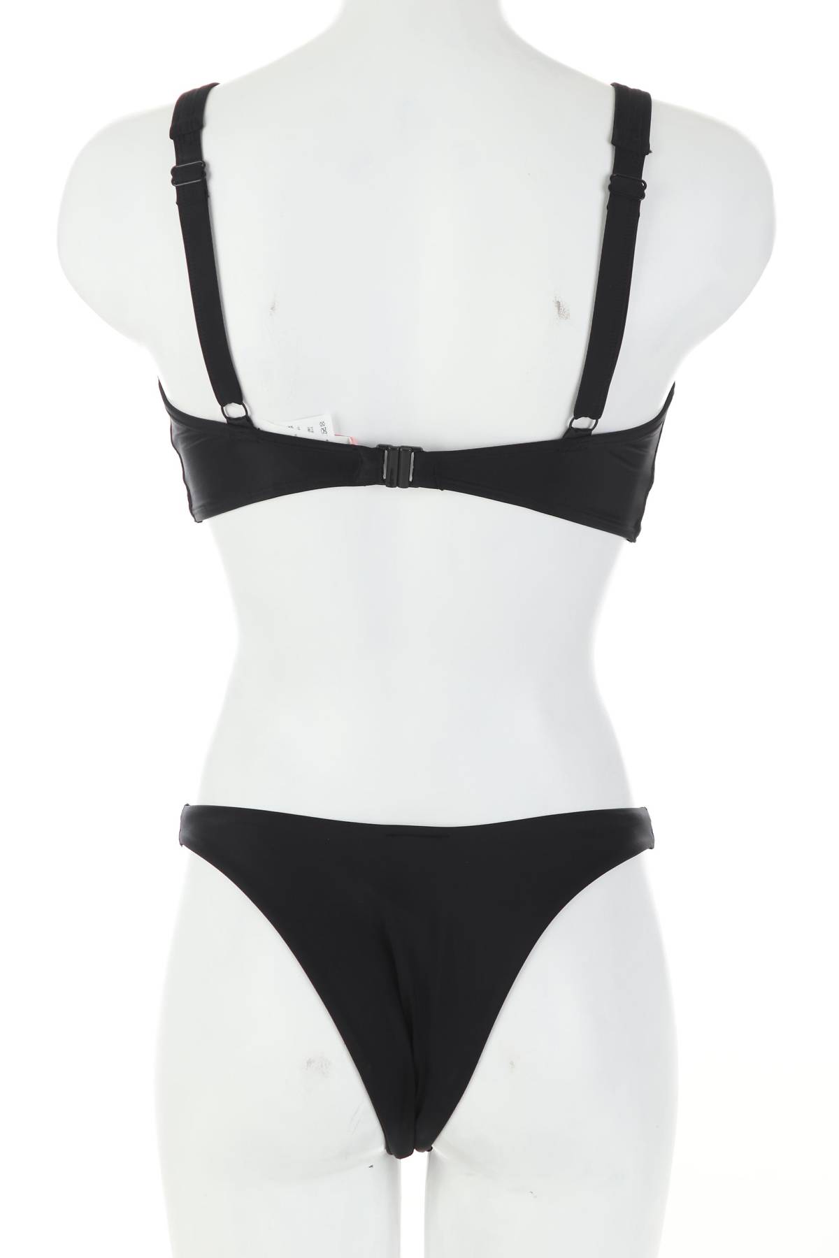 Бански костюм Hunkemoller2