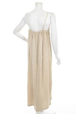 Φορέματα Reserved2