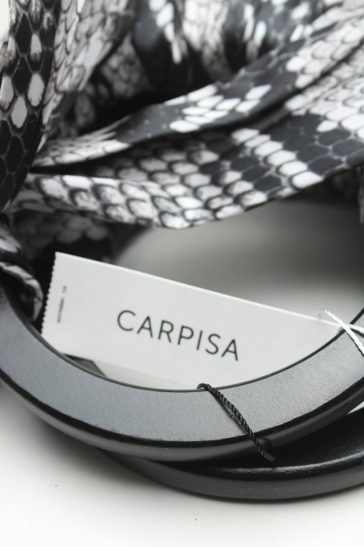 Дамска кожена чанта Carpisa4 - Contour.bg Дамска кожена чанта Carpisa4