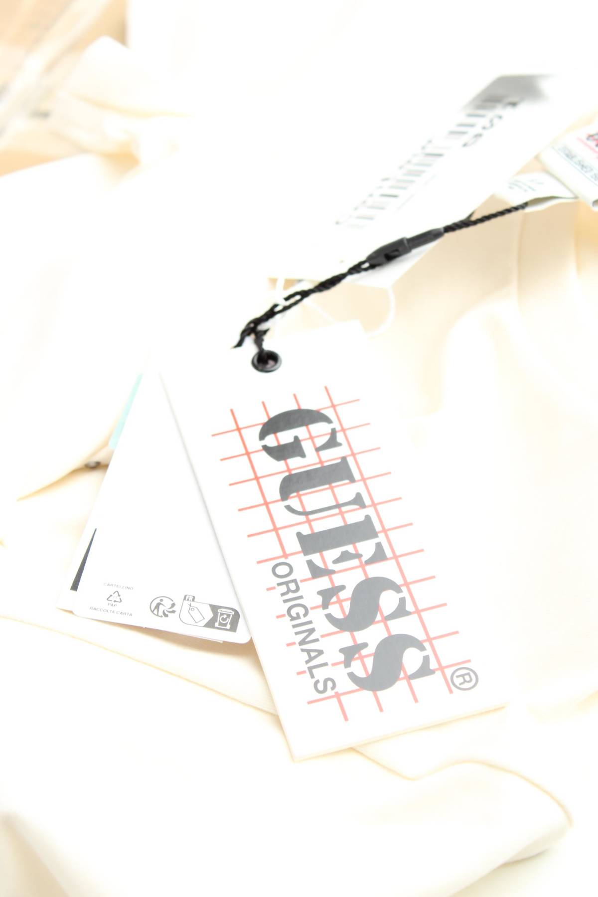 Дамска тениска Guess Originals3