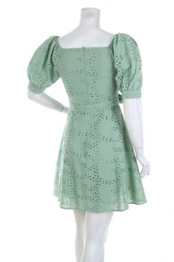 Рокля Vero Moda2